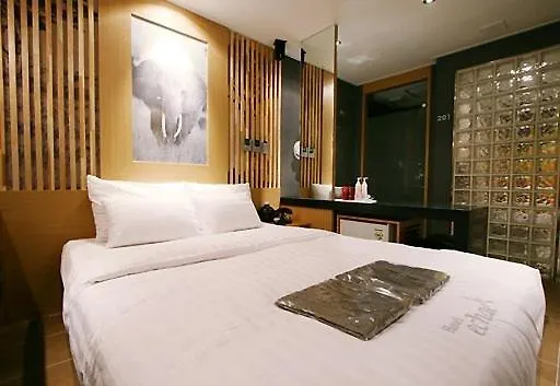 Echae Hotel 1 Sinchon Motel 2*